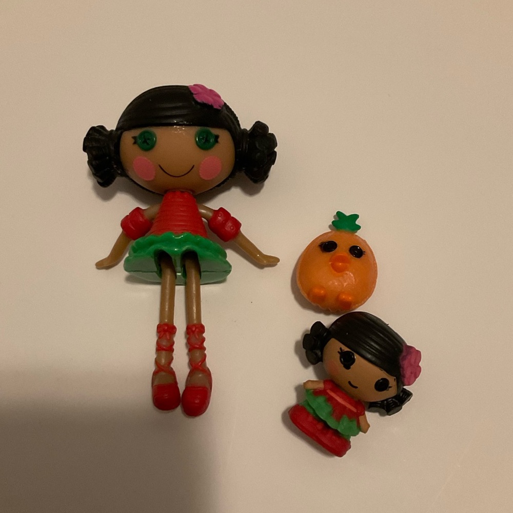 Lalaloopsy Mini and Tiny Tiki Wiki Kiwi Dolls